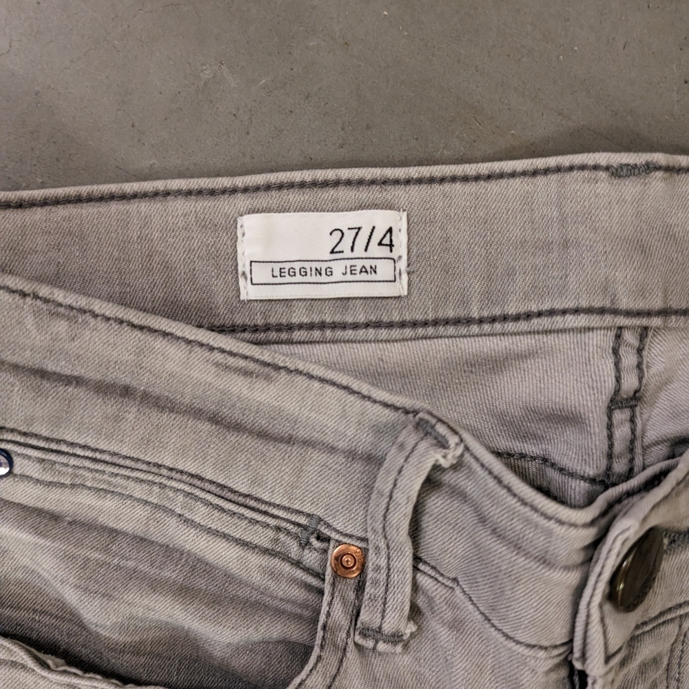 Gap Gray Jegging w27